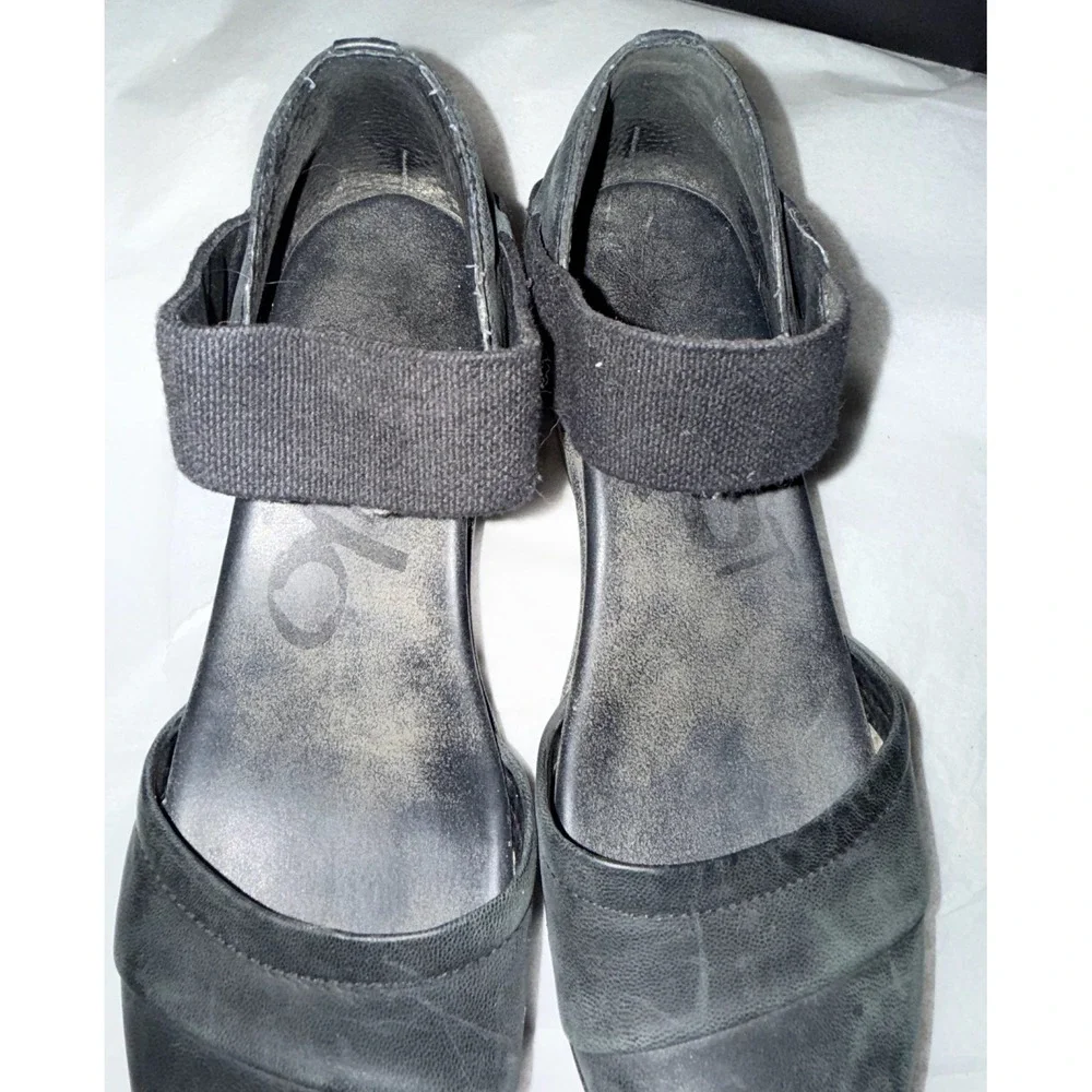 OTBT‎ Wander Out Sandals 8M Black Leather Wedge Elastic Ankle Strap Comfort